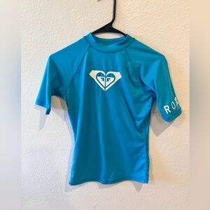 Roxy Quiksilver Y2K surfer Island girl rash guard